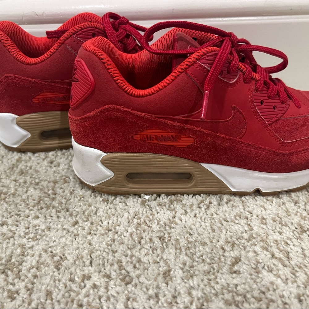 Nike Air Max Crimson Sneakers